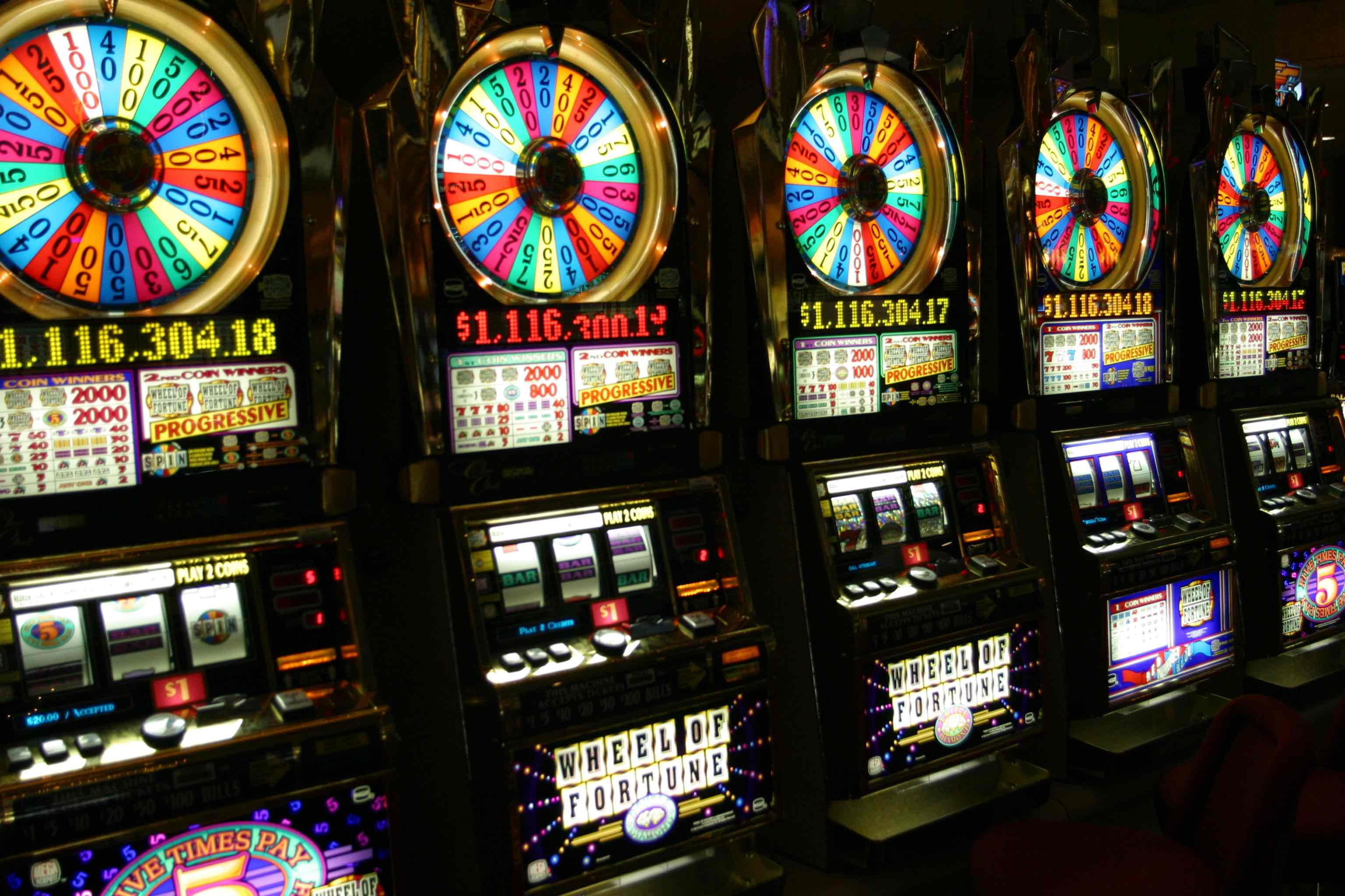 270 Kasyno z darmowymi spinami w Lucky Red Casino